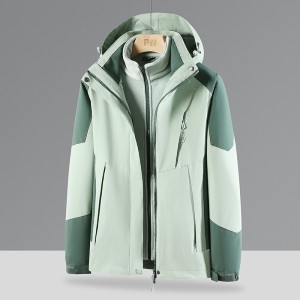 Autumn and winter models outdoor 3-in-1 punching jacket removable women's waterproof windbreaker jacket thickened fleece