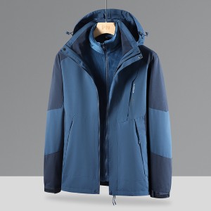 Autumn and winter models outdoor 3-in-1 punching jacket removable women's waterproof windbreaker jacket thickened fleece